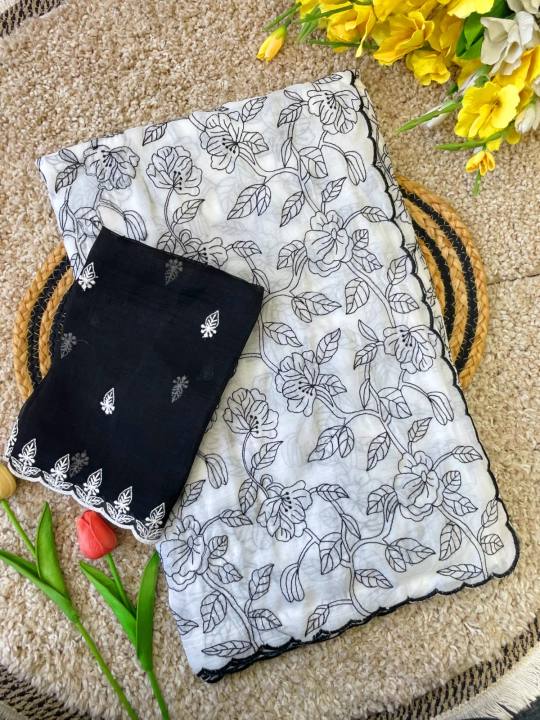 Premium Crunchy Fabric Saree With Beautiful Thread Floral Designer Saree With Floral design Pallu in White