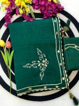 Premium Crunchy Fabric Saree With Beautiful Gotta patti Work Floral designer border With Gotta patti in Green – view 3