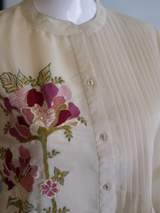 Elegant Off-White Embroidered Kurti & Pant Co-Ord Set – view 5