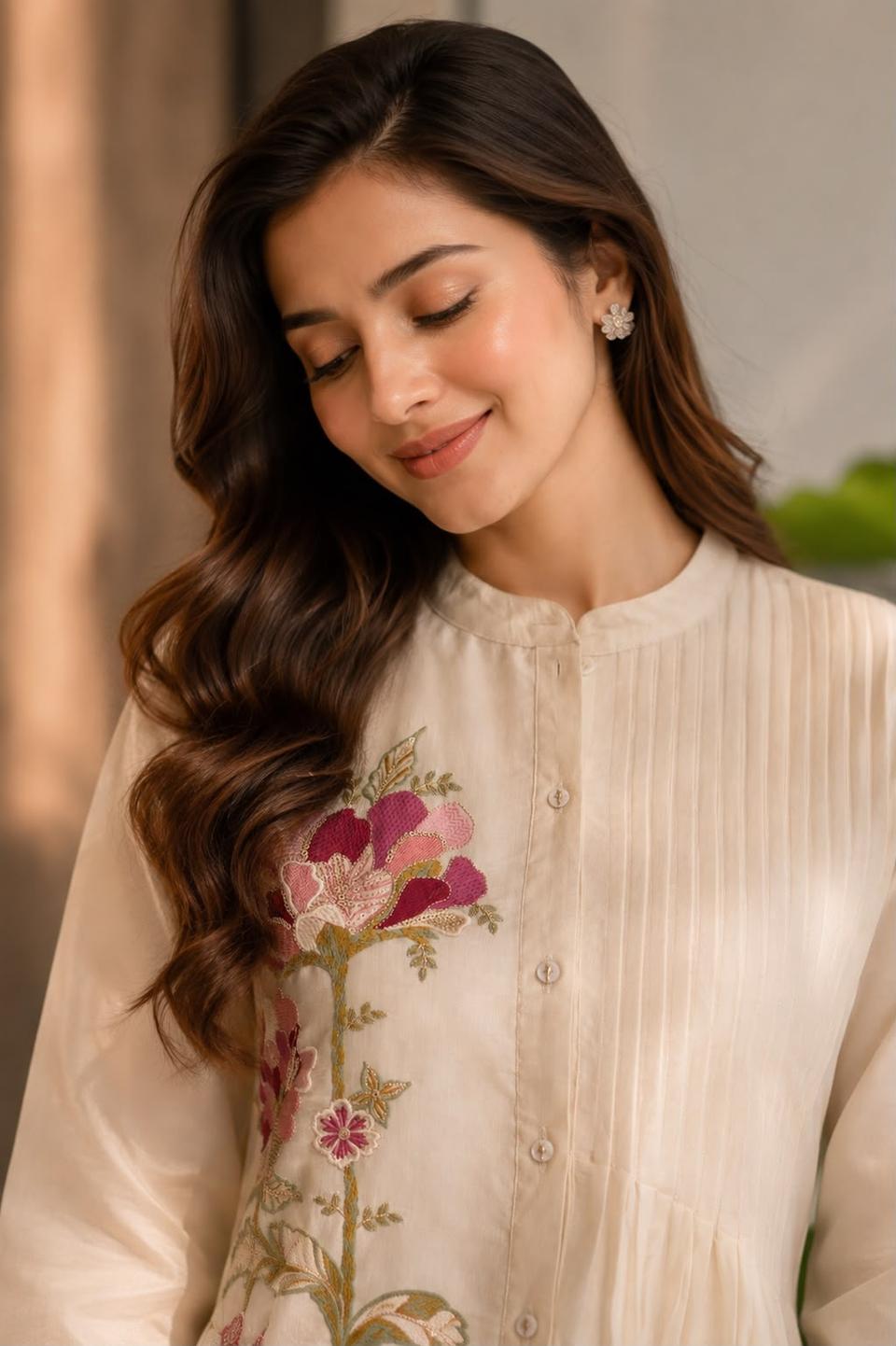 Elegant Off-White Embroidered Kurti & Pant Co-Ord Set – view 2