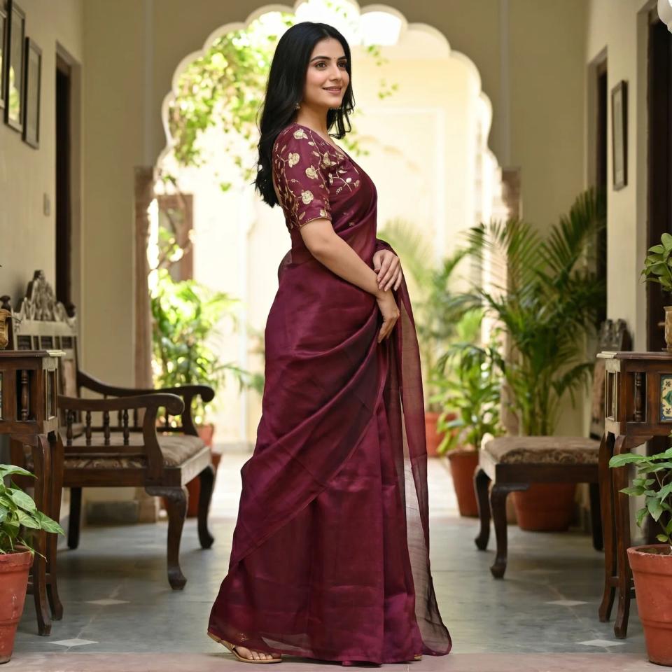 Pure Space Silk in Red – view 2