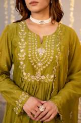 Elegant Embroidered Chanderi Silk Anarkali Kurta Set with Scalloped Dupatta in Yellow – view 4